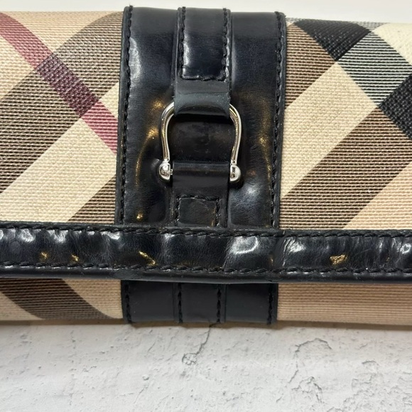 BURBERRY CHECK NOVA / LEATHER CLUTCH/WALLET W/DUST BAG & BOX - Picture 11 of 16